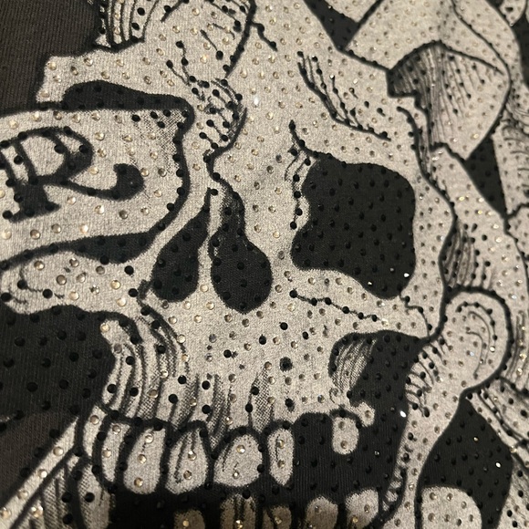 Ed Hardy Rhinestone Skull & Crossbones Top - Picture 5 of 6